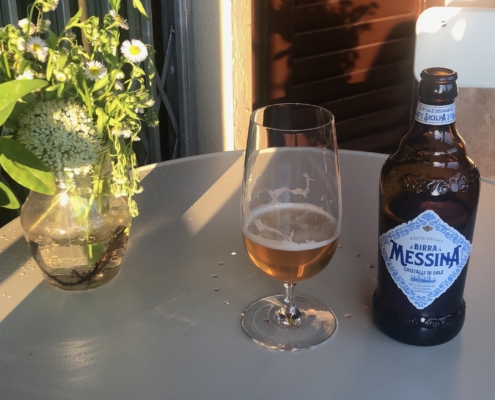 Messina bier op het terras